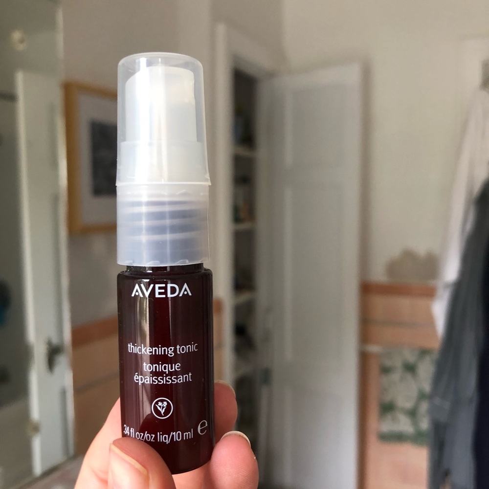 AVEDA Thickening Tonic sample